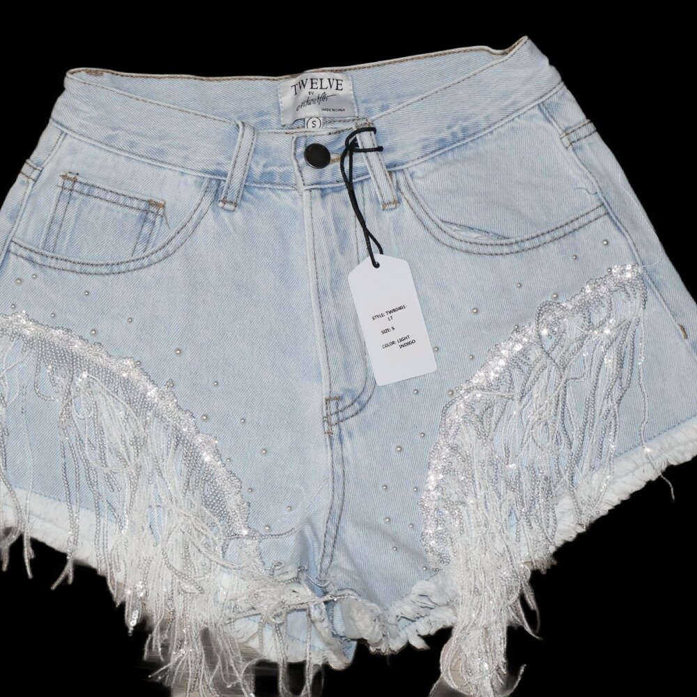 On Twelfth Sequin & Pearl Embellished Denim Shorts Light Wash Light Indigo Small - Picture 9 of 9